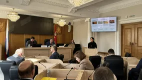 19 марта на заседании фракции «Единая Россия» в Смоленской областной Думе обсудили ход подготовки аграриев к весенне-полевым работам, а также вопросы ценообразования на основную сельхозпродукцию в текущем периоде - фото - 4